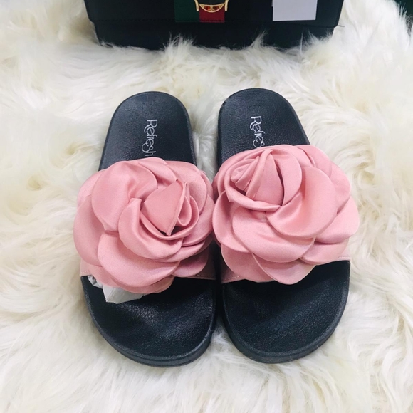 Meet your Posher, Helen - Picture 14 of 16